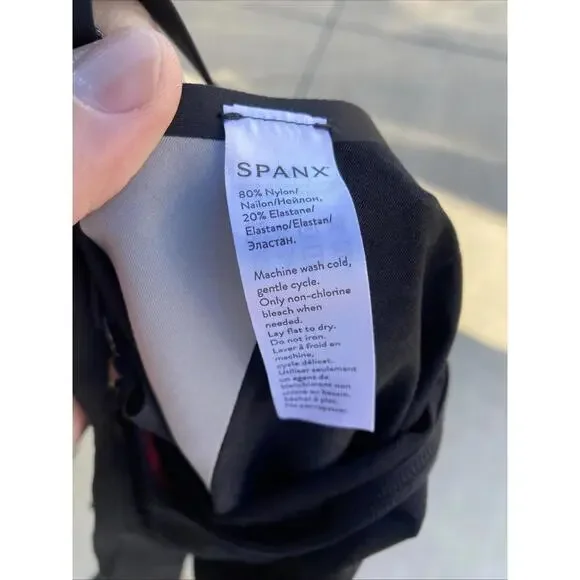 SPANX PS1715 Women's Sz 3X Very Black Oncore Mid-Thigh Bodysuit $98 MSRP RARE - Picture 3 of 3